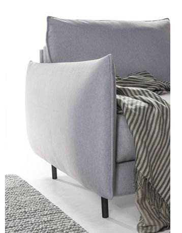 LUKKA-sofa-na-nóżkach-rozkładana