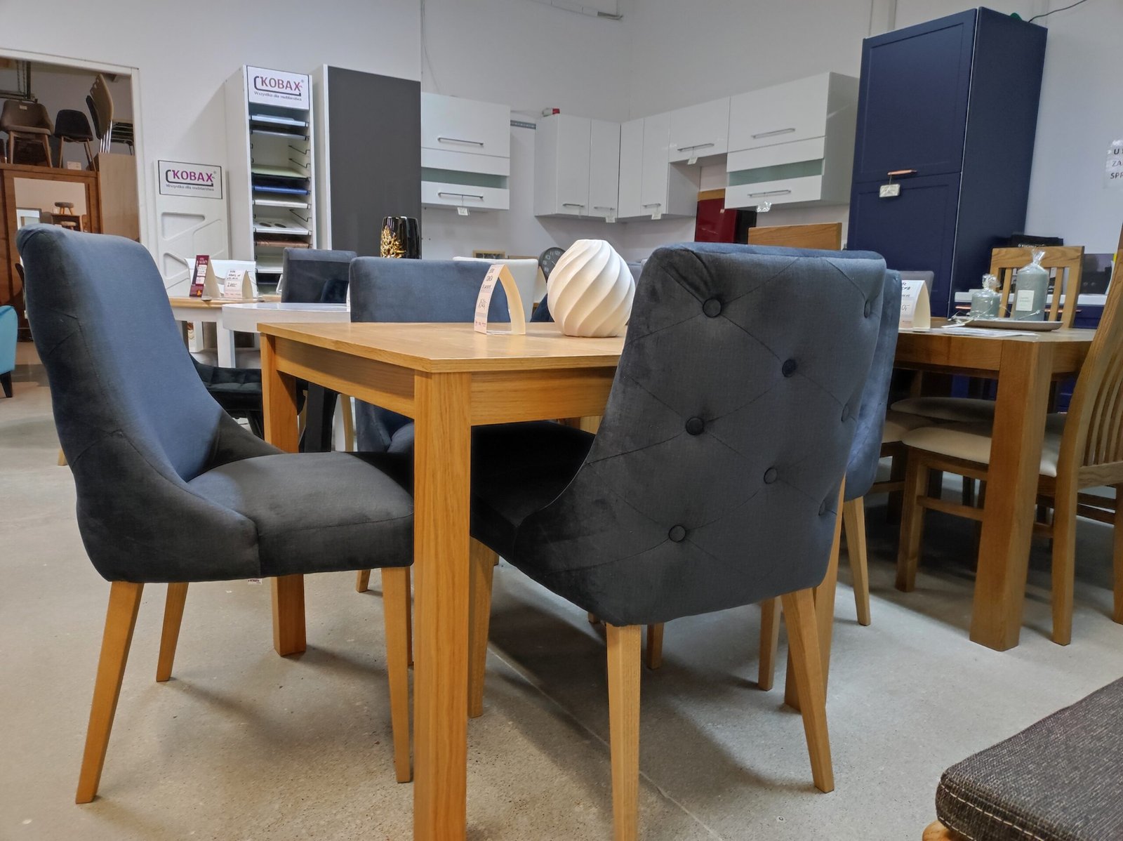 krzesła ell asseri meble