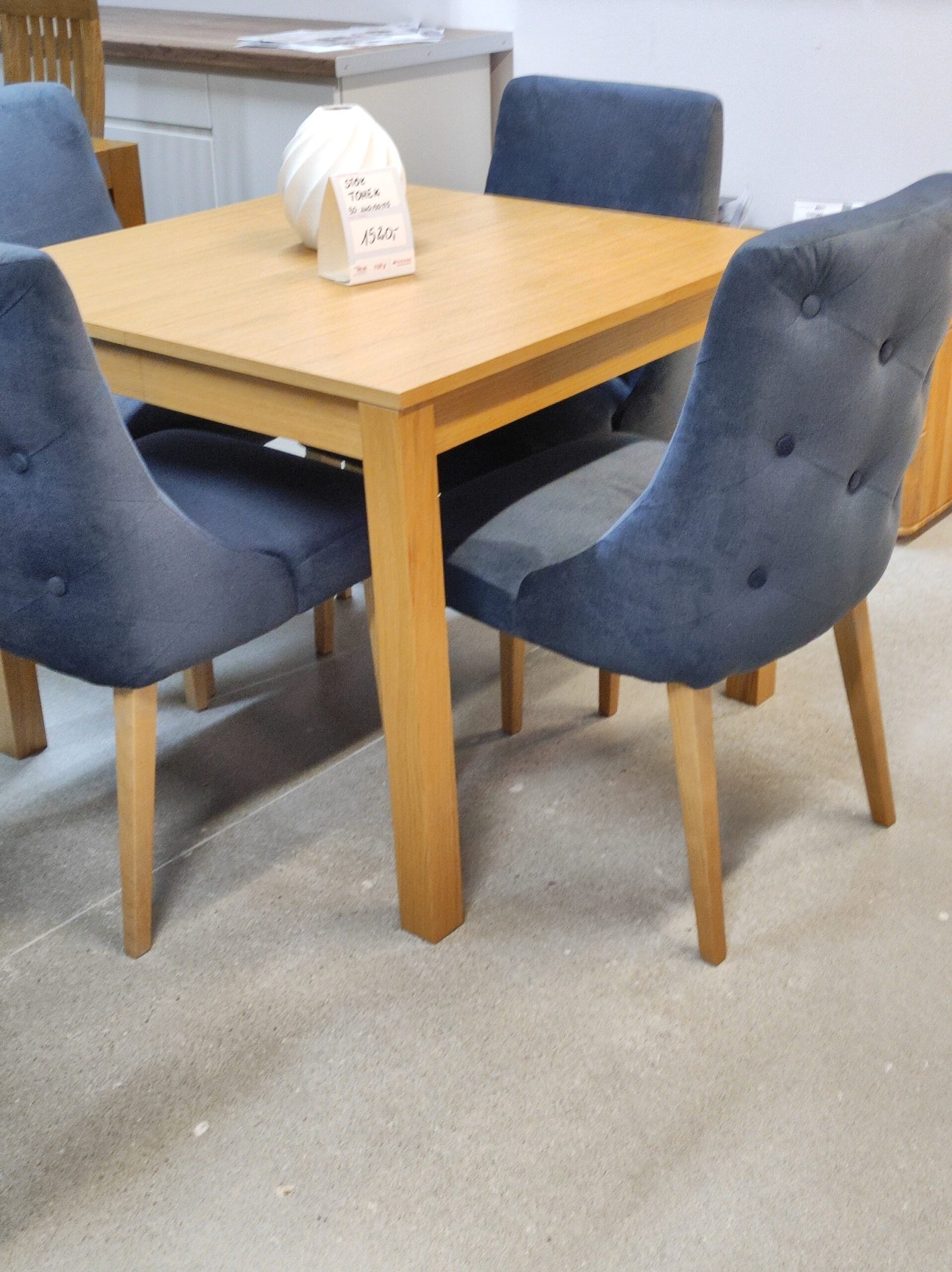 stół 90x90 rozkładany krzesło ell asseri meble