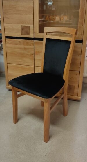 WOJAS solidne krzesło dębowe z tapicerowanym oparciem i rączką