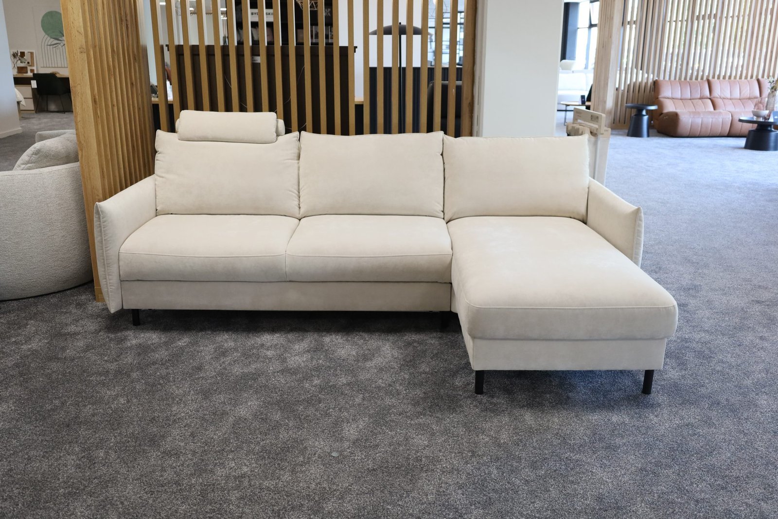 LUKKA nowoczesny narożnik z funkcją spania - automat włoski, pojemnikiem BYDGOSKIE MEBLE